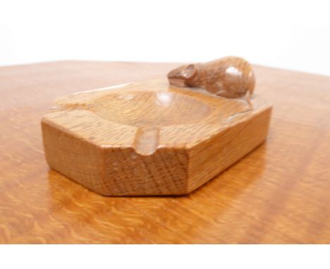 'Mouseman' Yorkshire oak ashtray by Robert Thompson of Kilburn, with carved mouse signature, W11cm Condition Report & Further