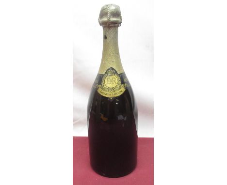 Moet &amp; Chandon Coronation Cuvee Vintage 1943 Champagne, released 1953, in Moet &amp; Chandon collar 