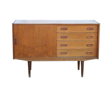 AMENDED DESCRIPTION - G-Plan style teak side cabinet, with four drawers beside a sliding cupboard door, on turned legs, no la