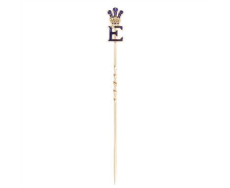 A gentleman's enamelled tie pin modelled as an 'E' below Prince of Wales feathers, with blue enamel detail, stamped 15ct, in 