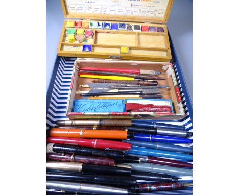 PARKER, SWAN, WATERMANS &amp; OTHERS PEN COLLECTION (26) along with arrow shape dip pen, one silver and various others to inc