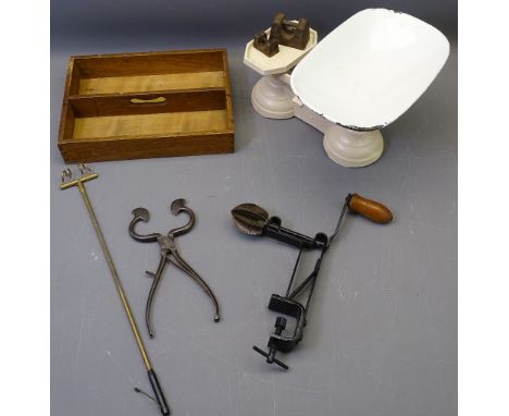 KITCHENALIA - a collection including enamel scales, oak cutlery rack, lemon squeezer, sugar cutter ETC