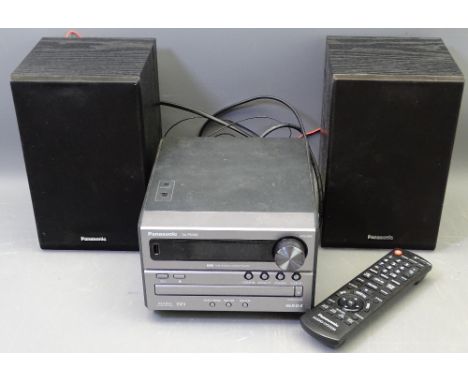 PANASONIC SA-PN04 CD &amp; RADIO WITH SPEAKERS &amp; REMOTE CONTROL E/T