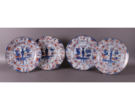 A series of four Chinese Imari porcelain plates, China, Kangxi, around 1700. Blue, red, partly gold-heightened decoration of 