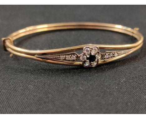 ROLLED GOLD BANGLE