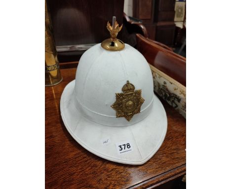 ORIGINAL ROYAL MARINE PITH HELMET