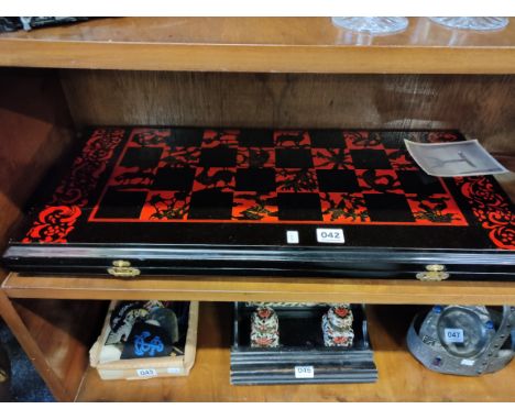LARGE CHESS BOX