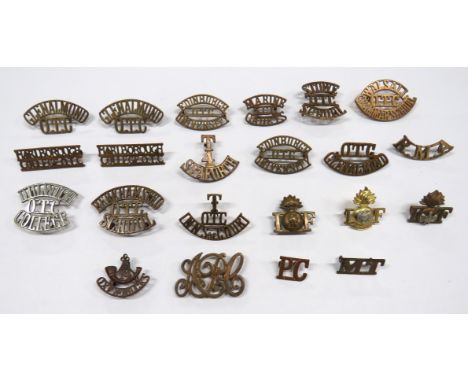 22 x Brass Shoulder Titles including T4 Seaforth ... T4 Oxf &amp; Bucks with bugle ... Bi-metal IF with central grenade ... W