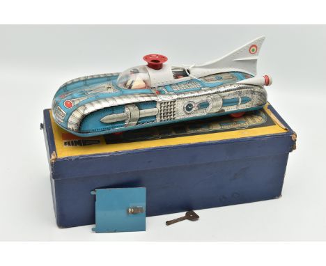 A BOXED HOLDAUTO 'FILM LEMEZARU GYAREGYSEG' TINPLATE BATTERY OPERATED TOY BALL BLOWING SPACE CAR, length 34cm (Condition Repo