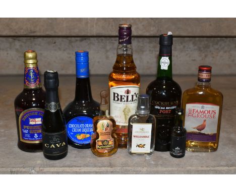 ALCOHOL, One Box of Assorted Alcohol comprising one bottle of PUSSER'S BRITISH NAVY RUM, 54,5% vol. 70cl, seal intact, one bo