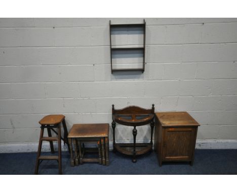 A SELECTION OF 20TH CENTURY OAK OCCASIONAL FURNITURE, to include a single door cabinet, width 46cm x depth 39cm x height 63cm