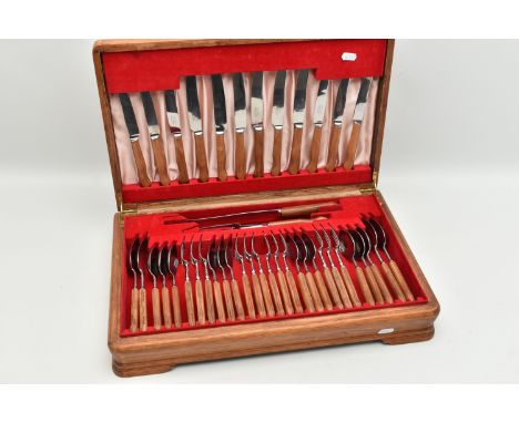 A WOODEN 'SANENWOOD' CANTEEN, stainless steel pieces all fitted with wooden handles, a complete six person table setting of c