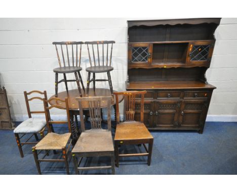 A SELECTION OF 20TH CENTURY OAK FURNITURE, to include a barley twist gate leg table, open width 120cm x closed width 42cm x d