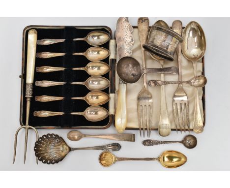 ASSORTED SILVER CUTLERY, to include a cased set of six silver teaspoons, hallmarked 'James Deakin &amp; Sons' Sheffield 1932,