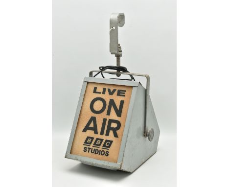 A VINTAGE BBC STUDIOS 'LIVE ON AIR' HANGING LIGHT IN A GREY PAINTED METAL HOUSING, the panel illuminates yellow when switched