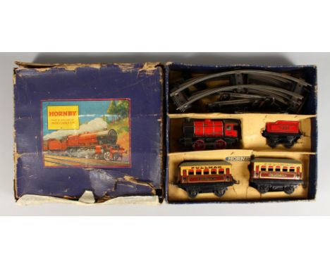 A HORNBY "O GAUGE" MI PASSENGER SET, boxed.