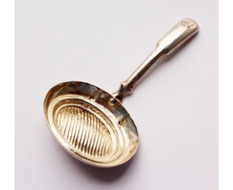 A GEORGE III CADDY SPOON. Birmingham 1812.  Maker: William Pugh.
