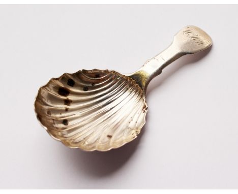 A GEORGE IV SCOTTISH CADDY SPOON. Glasgow 1821.  Maker: L.B.