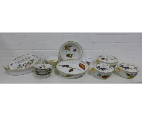 A quantity of Royal Worcester oven to table wares in fruit and floral patterns Evesham & Arden etc (a lot)