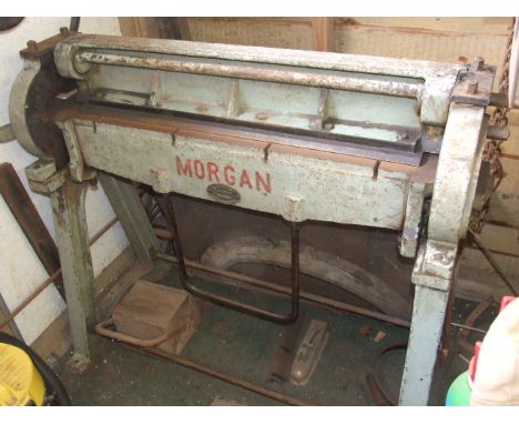 MORGAN 3FT SHEET METAL BENDING MACHINETHIS ITEM IS NOT AT THE SALEROOM IT IS THE BUYERS RESPONSIBILTY TO REMOVE & COLLECT FRO