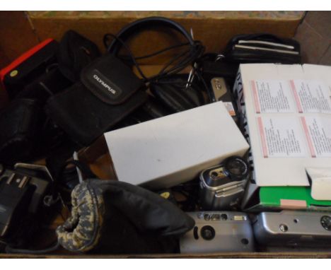 BOX OF MISC CAMERAS AND CAMERA PARTS