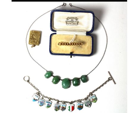 A small collection of jewellery, comprising; an early 20th century gold curb link bar brooch, unmarked, 4.1cm long, gross wei