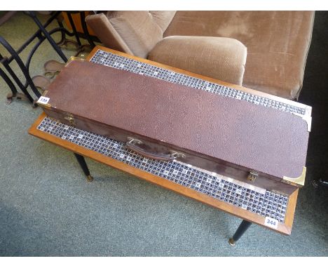 20thC Gun case of Faux leather design with brass bound corners, 76cm in Length 