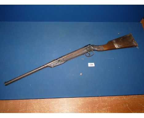 A "Diana, Made in Great Britain" break-action cocking .177 / 4.5 mm calibre smooth-bore air gun having an 11 7/8" long barrel