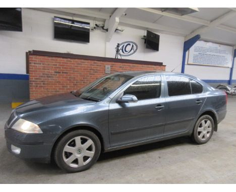 Make &amp; Model: Skoda Octavia Elegance TDI PDDate of Reg: AF54 OLAColour: Greycc: 1968MoT: 25-02-2022Fuel Type: DIESELMilea