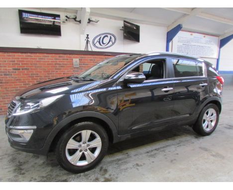 Make &amp; Model: Kia Sportage 2 CRDIDate of Reg: GK13 VGOColour: Blackcc: 1685MoT: 17-01-2022Fuel Type: DIESELMileage: 73kTr