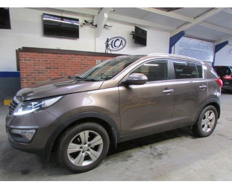 Make &amp; Model: Kia Sportage 2 CRDIDate of Reg: MF13 UDNColour: Browncc: 1685MoT: 30-01-2022Fuel Type: DIESELMileage: 76kTr