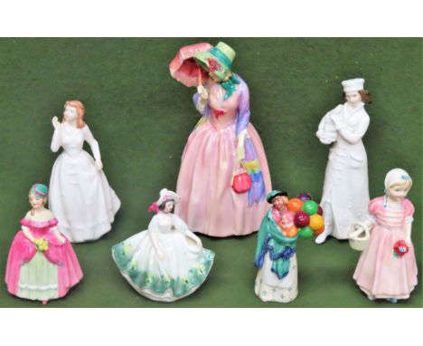 Parcel of Royal Doulton glazed ceramic figures

Largest figure is damaged, rest unchecked 