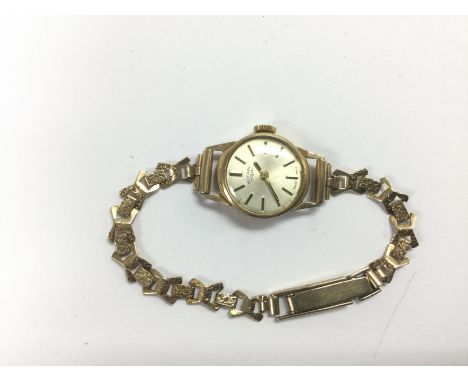 A 9ct gold cased Rotary watch. Shipping category A.