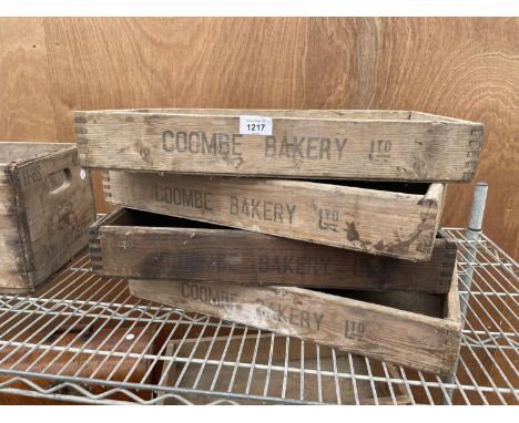 A VINTAGE WOODEN CANADA DRY CRATE 