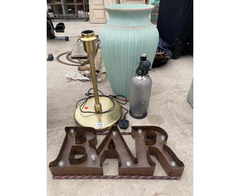 AN ASSORTMENT OF ITEMS TO INCLUDE A LIGHT UP BAR SIGN, A SODA SIPHON AND A LARGE VASE ETC 