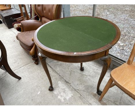 A MAHOGANY GEORGE III STYLE FOLD-OVER CARD TABLE ON CABRIOLE LEGS, HAVING GREEN BAIZE INTERIOR, 36" DIAMETER 