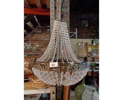 A VICTORIAN PENDANT LIGHT FITTING 