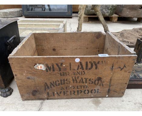 A VINTAGE ANGUS WATSON FRUIT BOX 