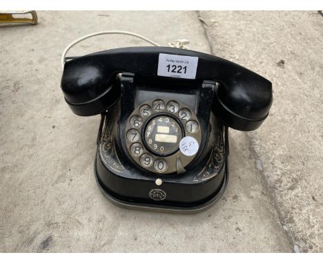 A VINTAGE TTR BELL TELEPHONE FROM THE MFG COMPANY 