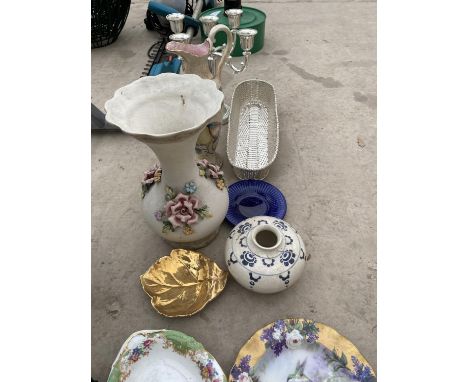 AN ASSORTMENT OF ITEMS TO INCLUDE CERAMIC VASES, CANDLE HOLDERS AND PLATES ETC 
