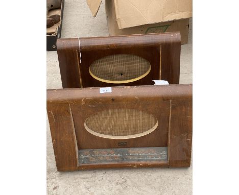 A PAIR OF VINTAGE HMV VALVE RADIOS 
