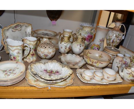 A LARGE GROUP OF CROWN DEVON 'DUCAL' BLUSH IVORY DECORATIVE WARE comprising six bowls, two jugs, two cake stands, a rose bowl