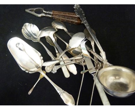 A small quantity of decorative silver plated table silver, including a ladle, jams spoons, butter knife etc (qty) 