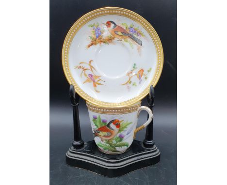 A Worcester porcelain part Tea and Coffee Service finely painted various British birds including chaffinch, magpie, kingfishe