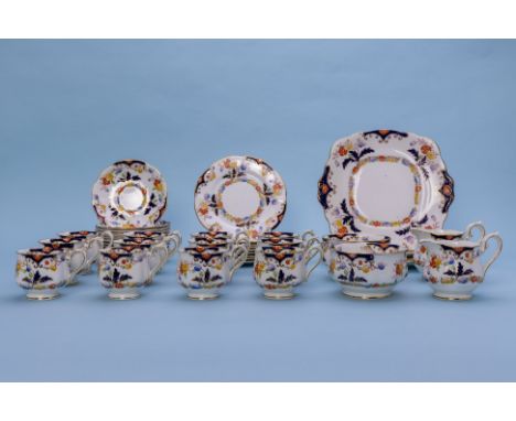 A LAWLEYS ROYAL ALBERT CROWN CHINA TEA SERVICE
Early 20th Century
Printed and painted with floral decoration
Comprising two b
