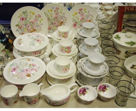 A Wedgewood Meadow Sweet pattern part dinner and tea service comprising tureens &amp; covers, six plates, six teacups &amp; s