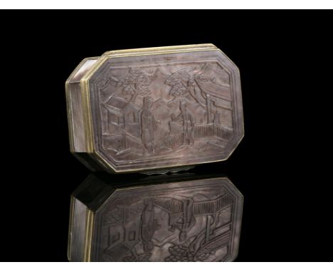 *$ A MOTHER OF PEARL EMBELLISHED METAL MOUNTED JEWELLERY BOXCHINA, LATE QING DYNASTY, LATE 19TH CENTURYOf octagonal shape, it