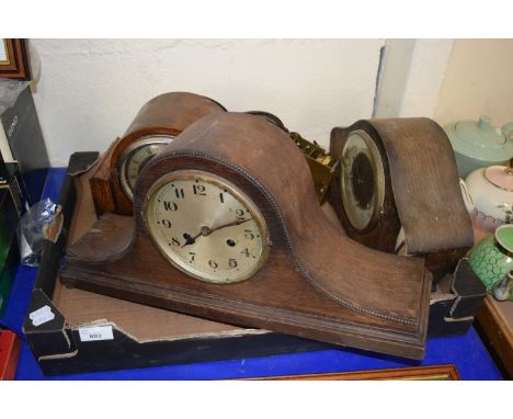 Mixed Lot: Early 20th Century mantel clock