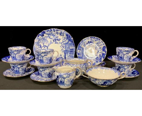 A Royal Crown Derby Mikado pattern tea set, gilded edges, comprising, six teacups, saucers and tea plates, sucrier without co