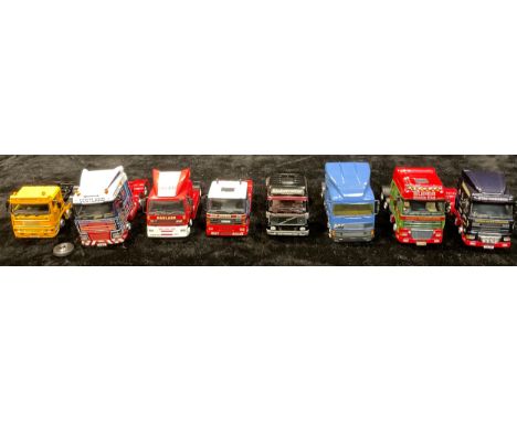 Toys - a collection of unboxed lorry tractor units, mostly Corgi, including a DAF Matlock Transport example etc, each unboxed